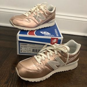New Balance Rose Gold Kid’s Sneaker Size 5